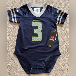 NWT | NFL Seattle Seahawks Russell Wilson Onesie | Size: 18M
